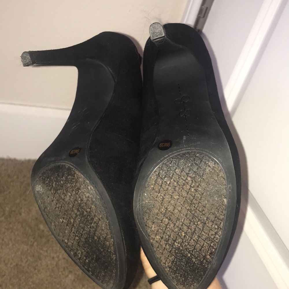 Heels - Picture 3 of 3